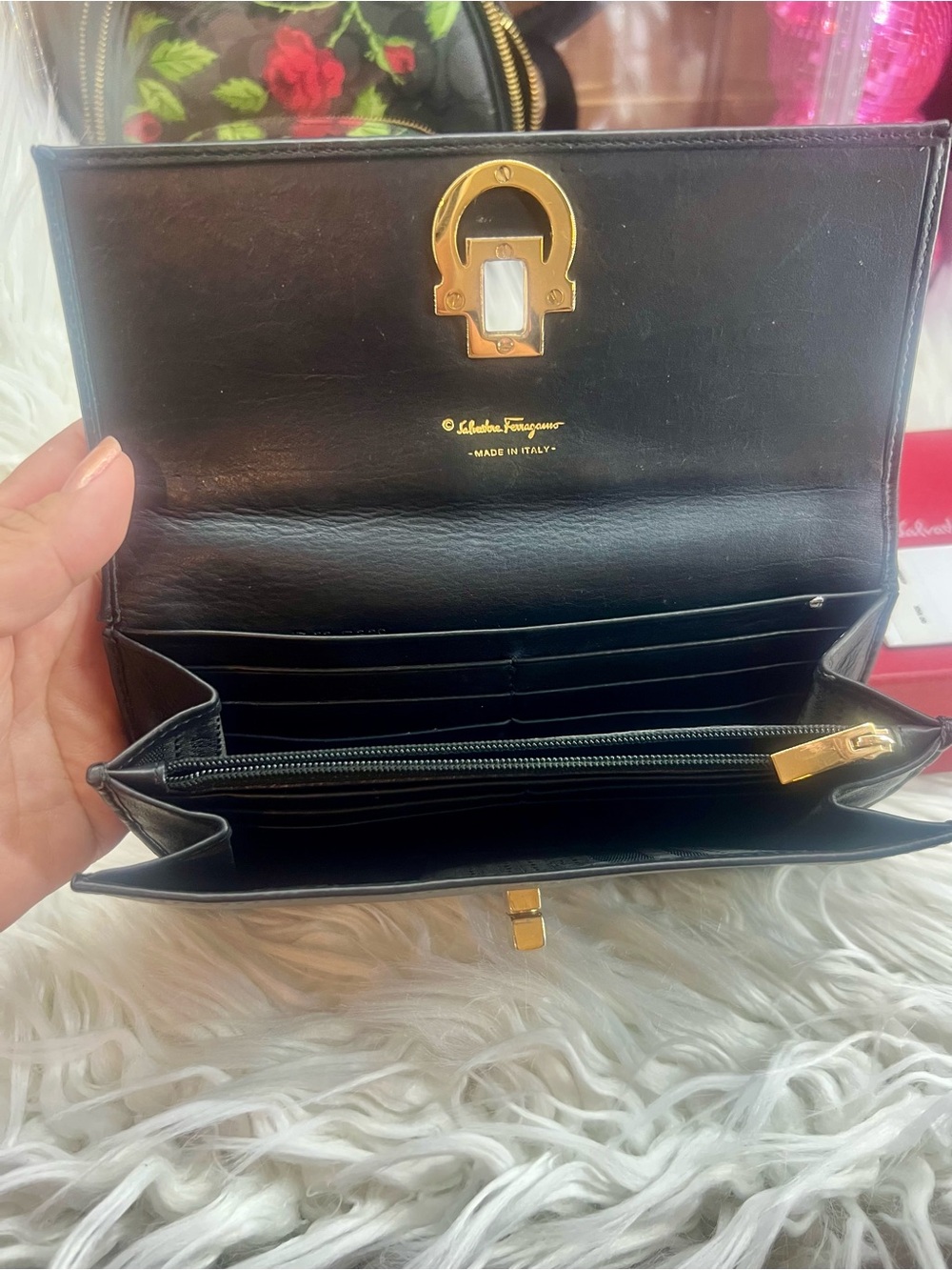 Salvatore Ferragamo Black Leather Wallet with Gold Horsebit Ring - Picture 11 of 12
